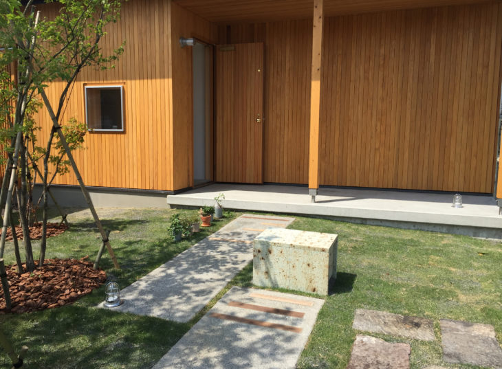 小さな門番 Kinoieブログ